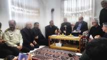 استاندار گیلان با پدر شهید ناصح نصیحت‌گو در صومعه سرا دیدار کرد