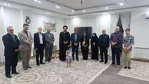تکریم خانواده سید شهید حصاری در دیدار مشترک مسوولان دانشگاه علوم پزشکی و بنیاد شهید گیلان